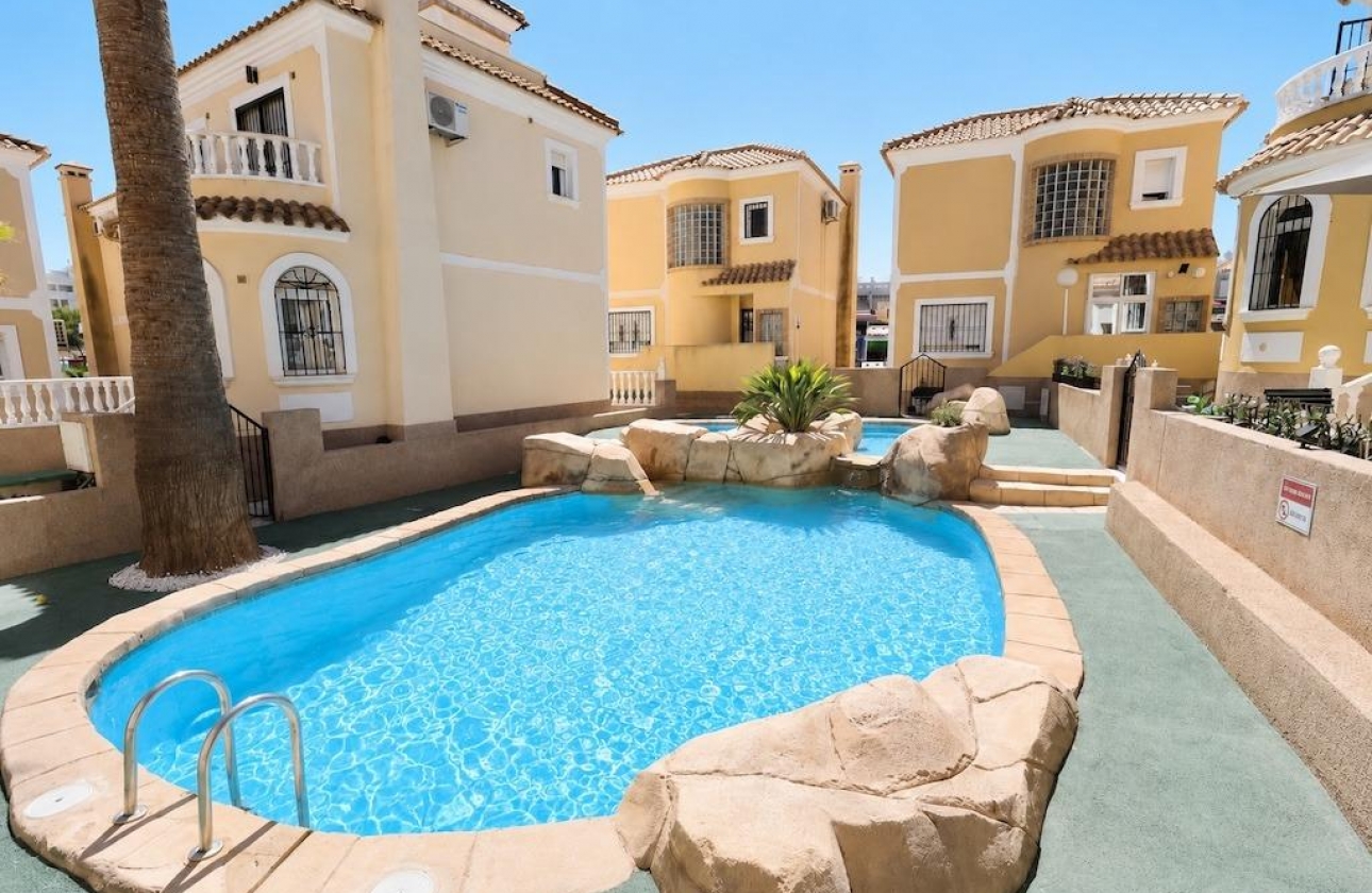 Rynek wtórny - Villa - Orihuela Costa - Las Filipinas
