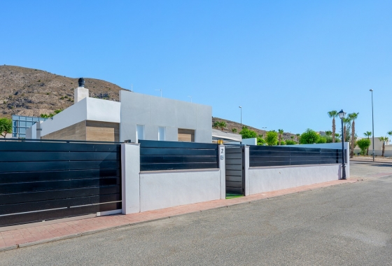 Reventa - Villa - Fortuna - Urbanizacion Las Kalendas