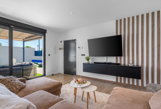 Reventa - Villa - Fortuna - Urbanizacion Las Kalendas