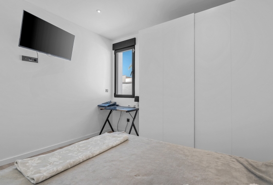 Reventa - Villa - Fortuna - Urbanizacion Las Kalendas