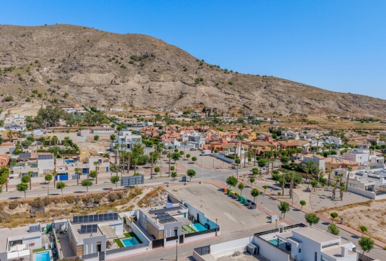 Reventa - Villa - Fortuna - Urbanizacion Las Kalendas
