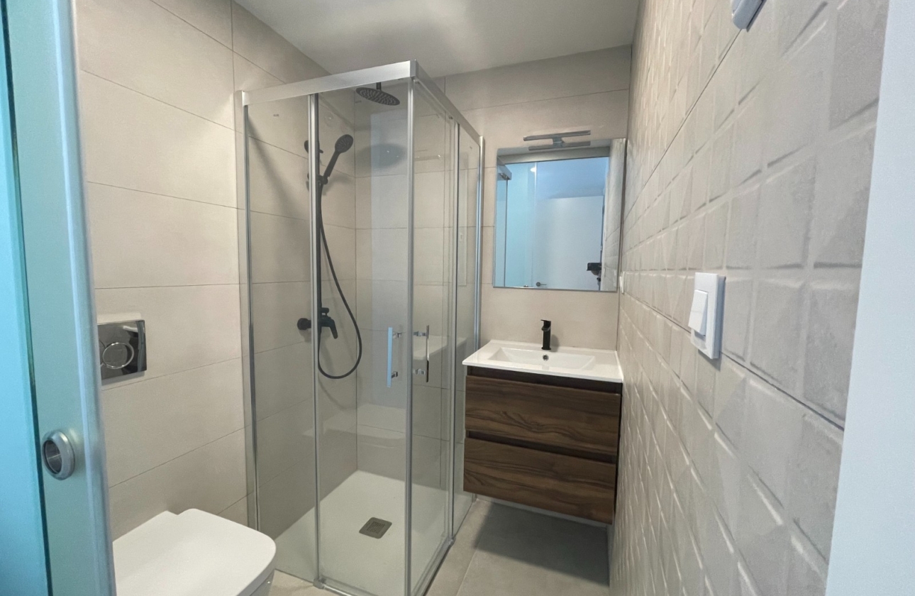 Resale - Apartment - Orihuela Costa - Pau 26