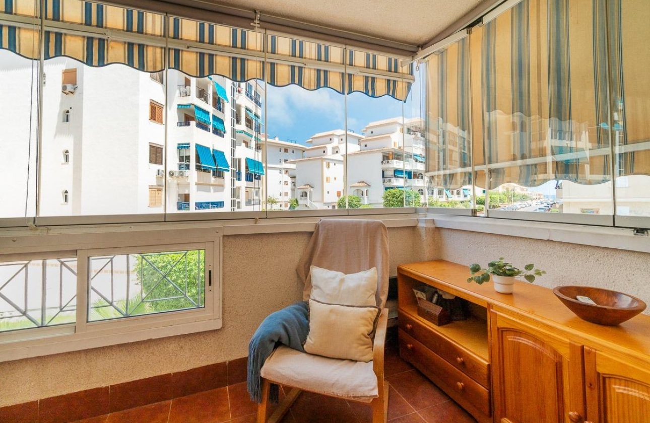 Wynajem długoterminowy - Apartament - Torrevieja - La Mata