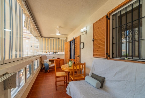 Wynajem długoterminowy - Apartament - Torrevieja - La Mata