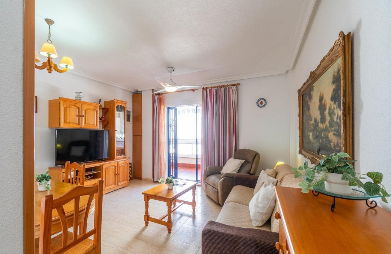 Wynajem długoterminowy - Apartament - Torrevieja - La Mata