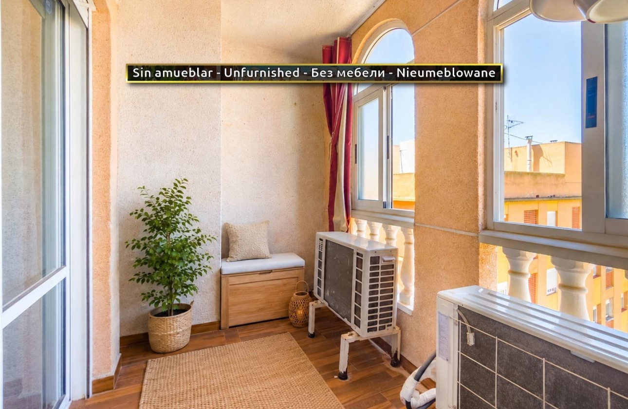 Resale - Apartment - Torrevieja - Parque de las Naciones