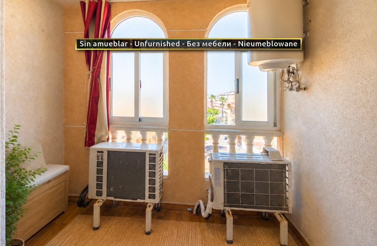 Resale - Apartment - Torrevieja - Parque de las Naciones