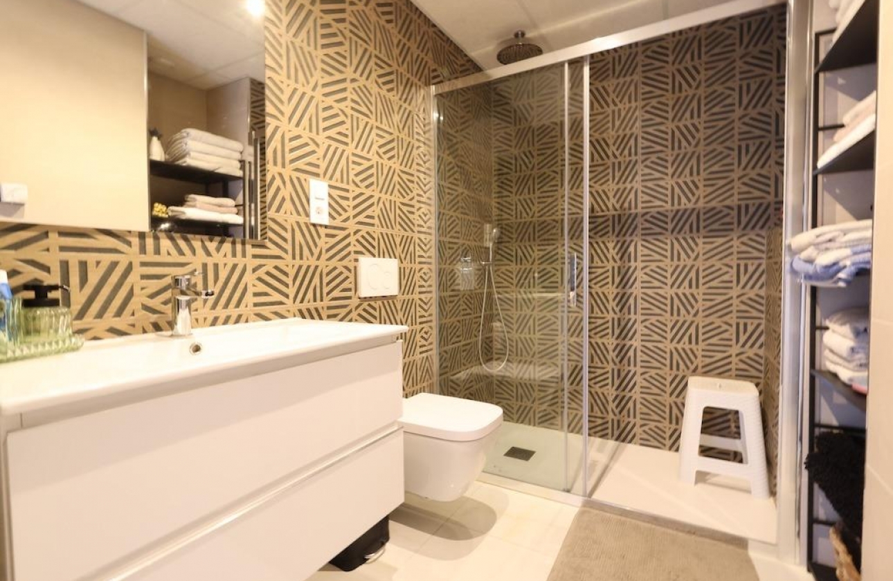 Resale - Apartment - Orihuela Costa - Punta Prima