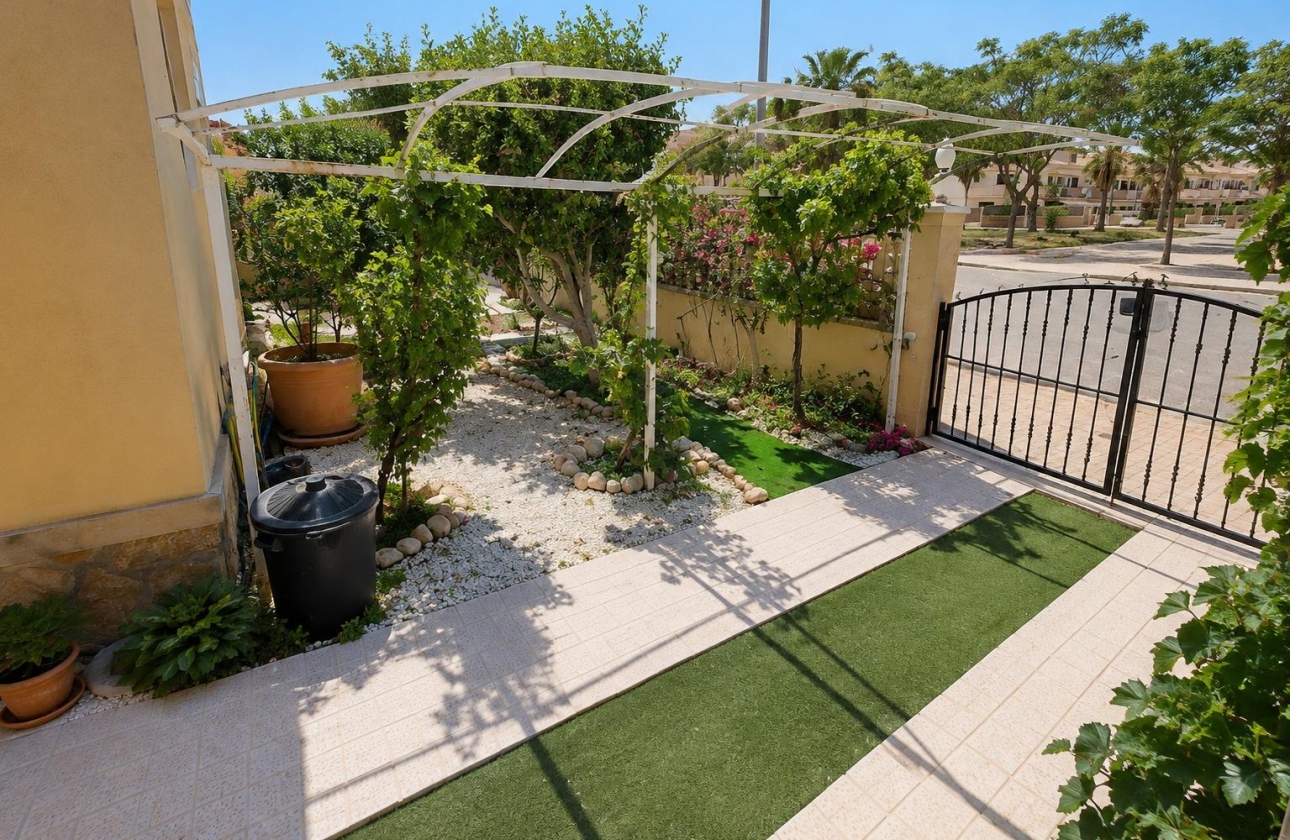 Resale - Apartment - Orihuela Costa - Lomas de Cabo Roig