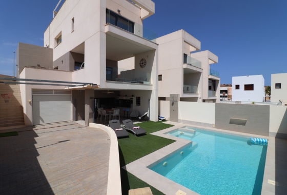 Resale - Villa - Benijofar - Benijofar - Village