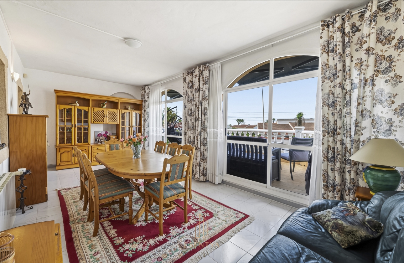 Resale - Villa - Ciudad Quesada - Centro