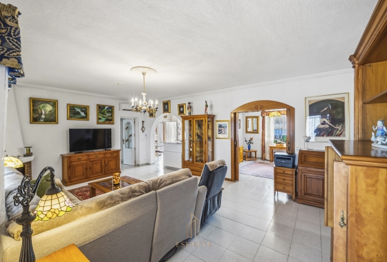 Resale - Villa - Ciudad Quesada - Centro