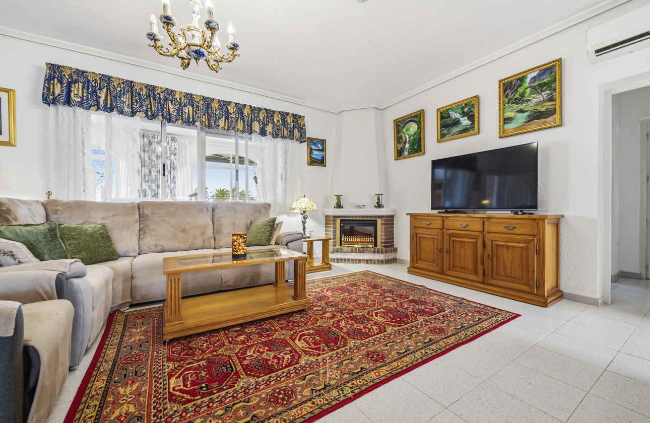 Resale - Villa - Ciudad Quesada - Centro