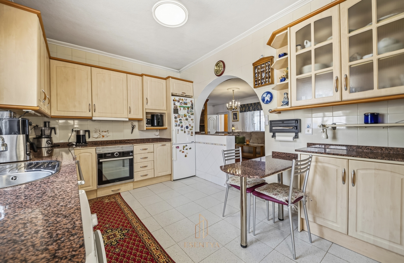 Resale - Villa - Ciudad Quesada - Centro