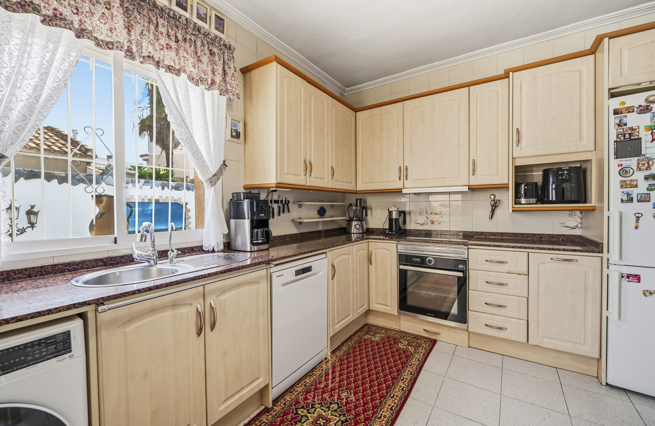 Resale - Villa - Ciudad Quesada - Centro