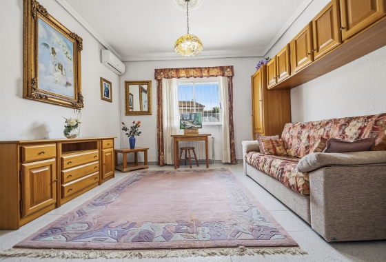 Resale - Villa - Ciudad Quesada - Centro