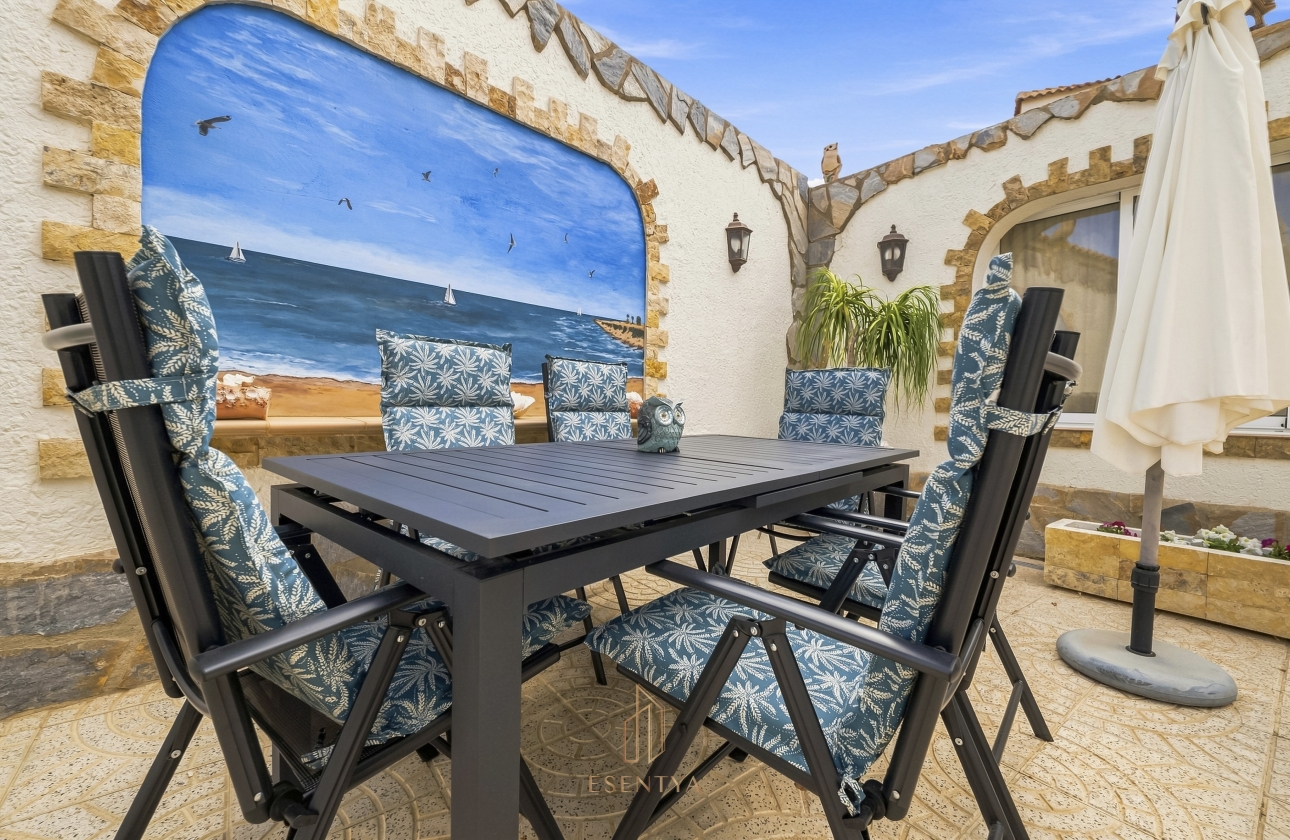 Resale - Villa - Ciudad Quesada - Centro