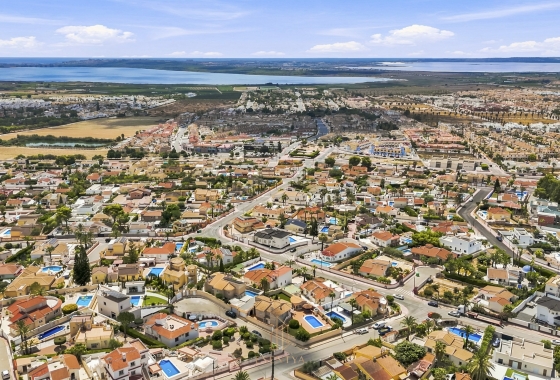 Resale - Villa - Ciudad Quesada - Centro