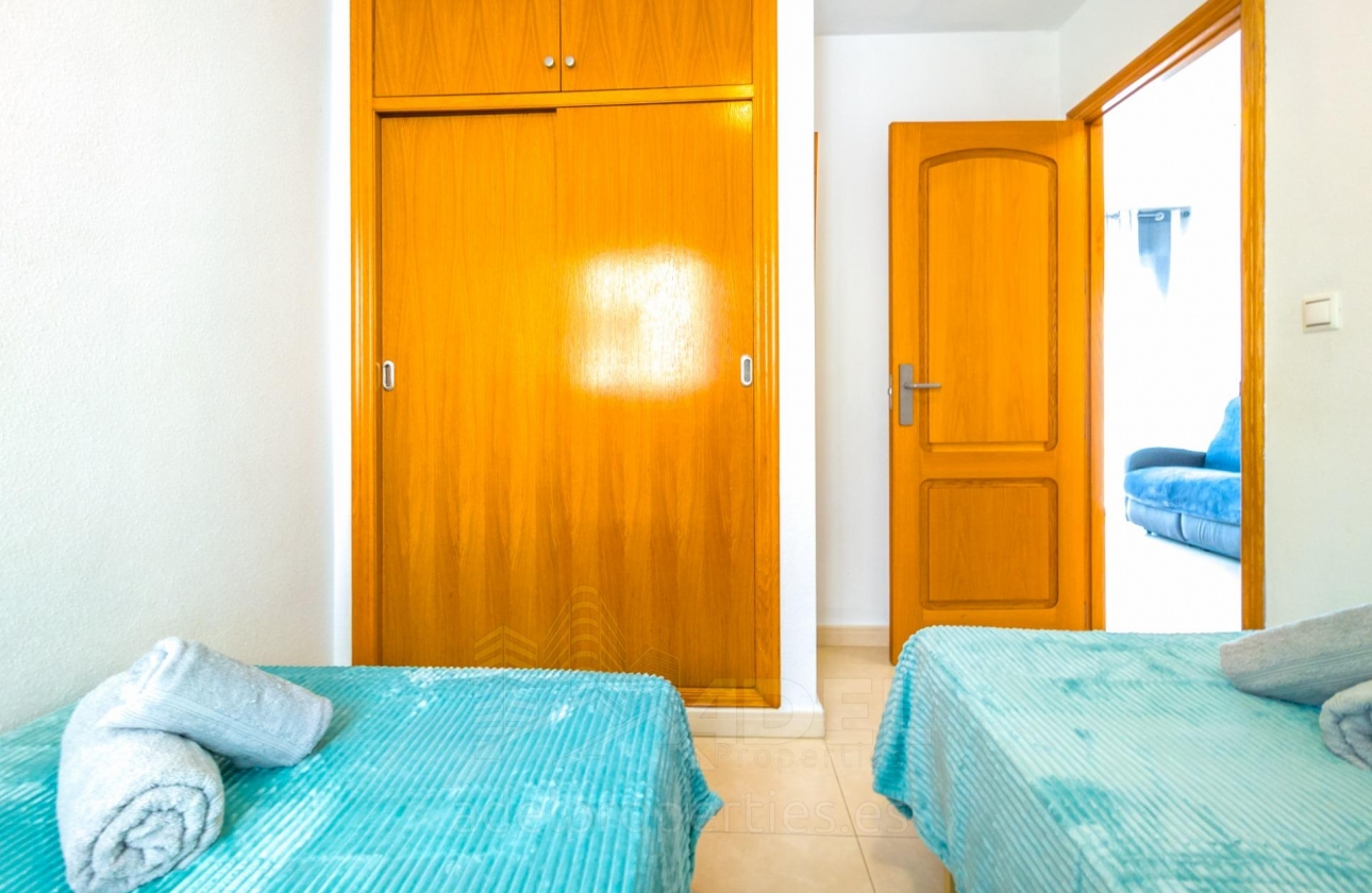 Resale - Apartment - Torrevieja - Playa de los Locos