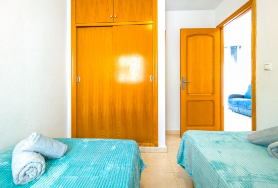 Resale - Apartment - Torrevieja - Playa de los Locos