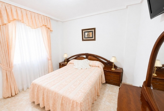 Rynek wtórny - Apartament - Torrevieja - Estacion de autobuses