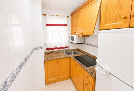 Rynek wtórny - Apartament - Torrevieja - Estacion de autobuses