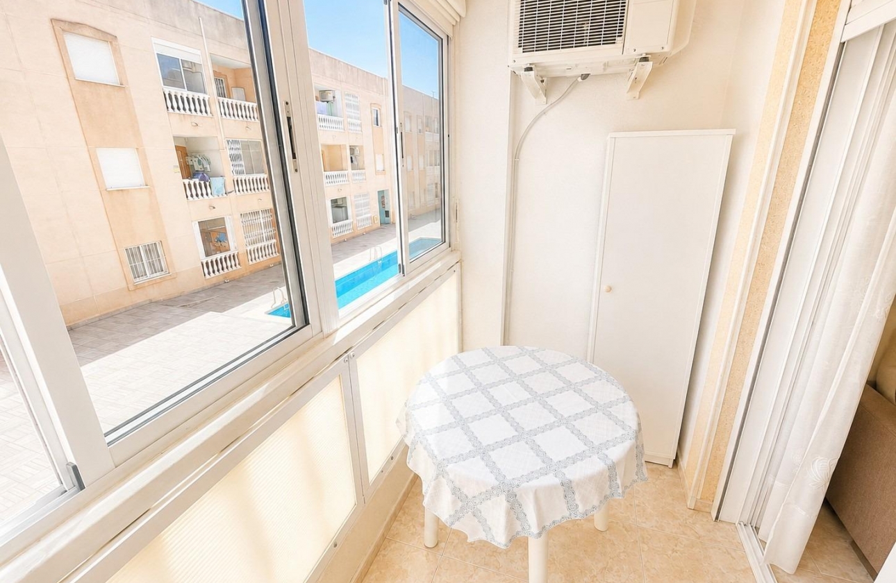 Rynek wtórny - Apartament - Torrevieja - Estacion de autobuses