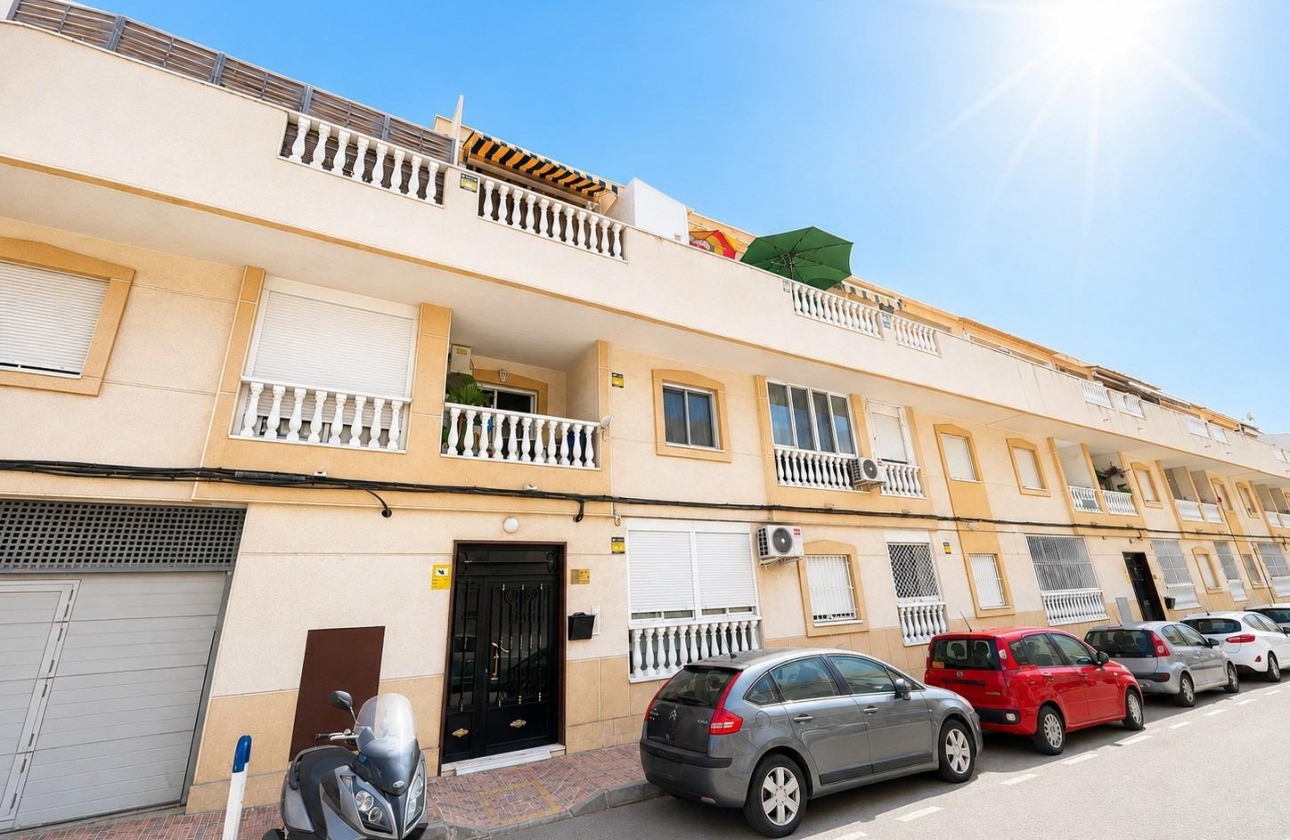 Rynek wtórny - Apartament - Torrevieja - Estacion de autobuses