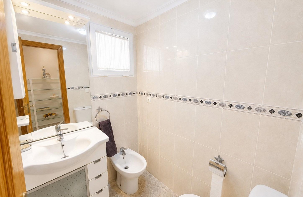 Resale - Apartment - Torrevieja - Playa del Cura