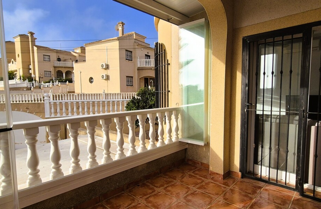 Resale - Villa - Orihuela Costa - Costa Blanca