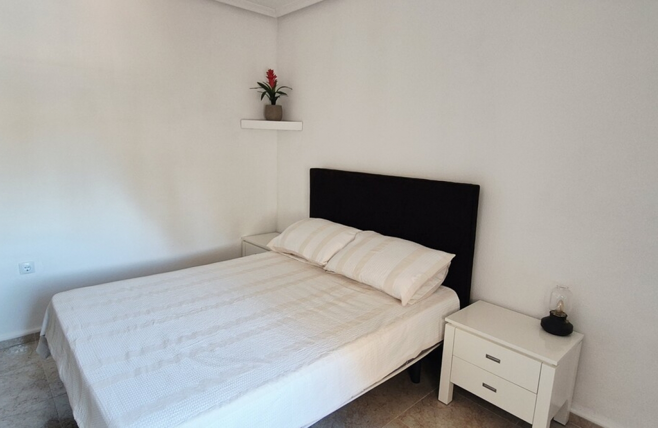 Resale - Villa - Orihuela Costa - Costa Blanca
