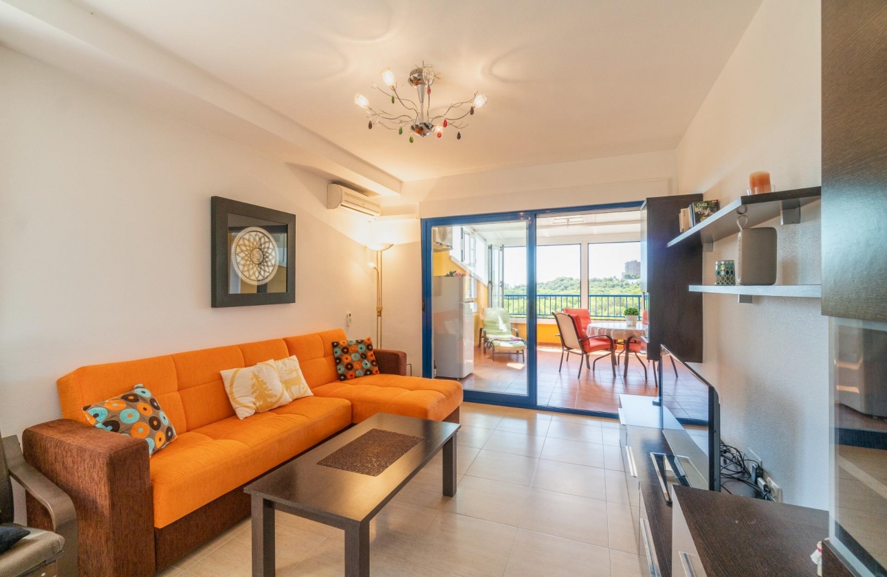 Resale - Apartment - Orihuela Costa - Altos de Campoamor