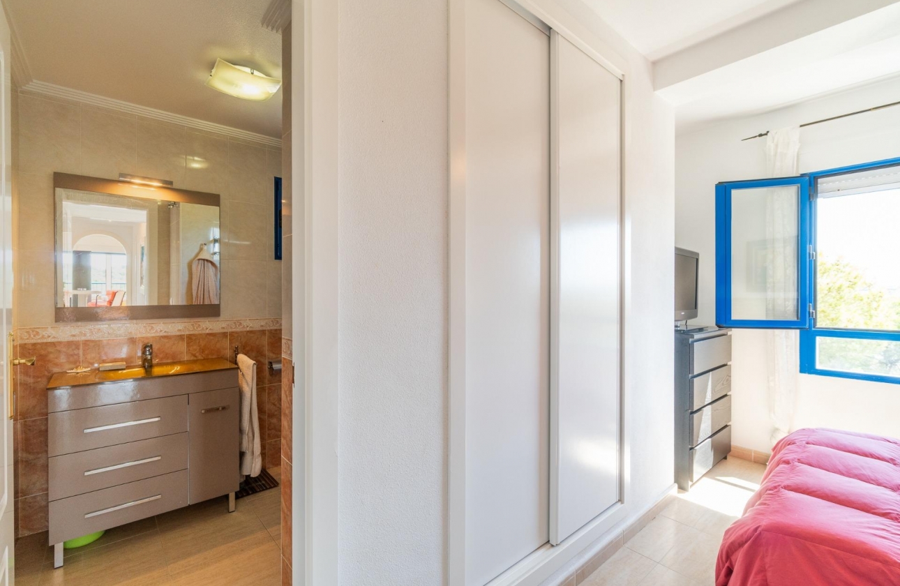 Resale - Apartment - Orihuela Costa - Altos de Campoamor