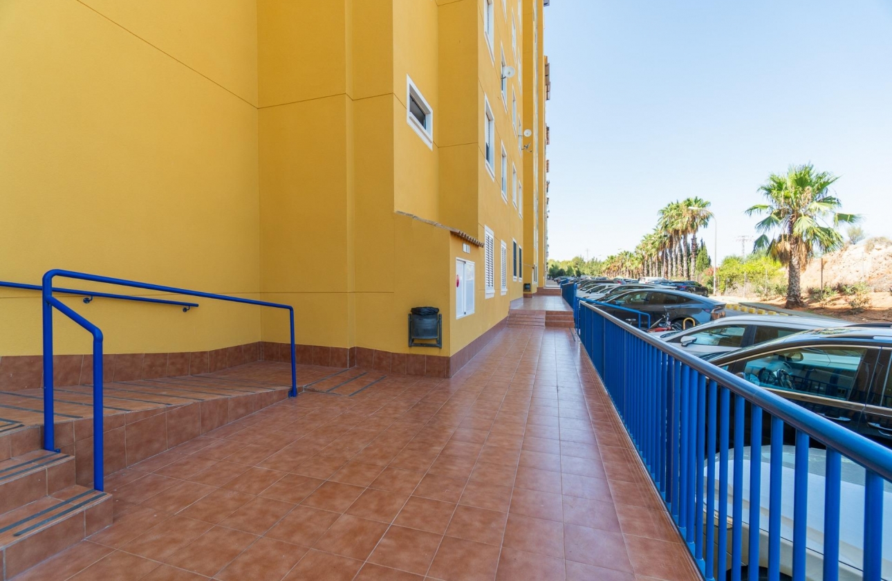 Resale - Apartment - Orihuela Costa - Altos de Campoamor