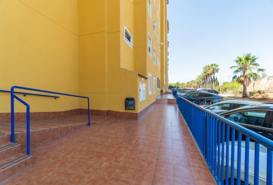 Resale - Apartment - Orihuela Costa - Altos de Campoamor