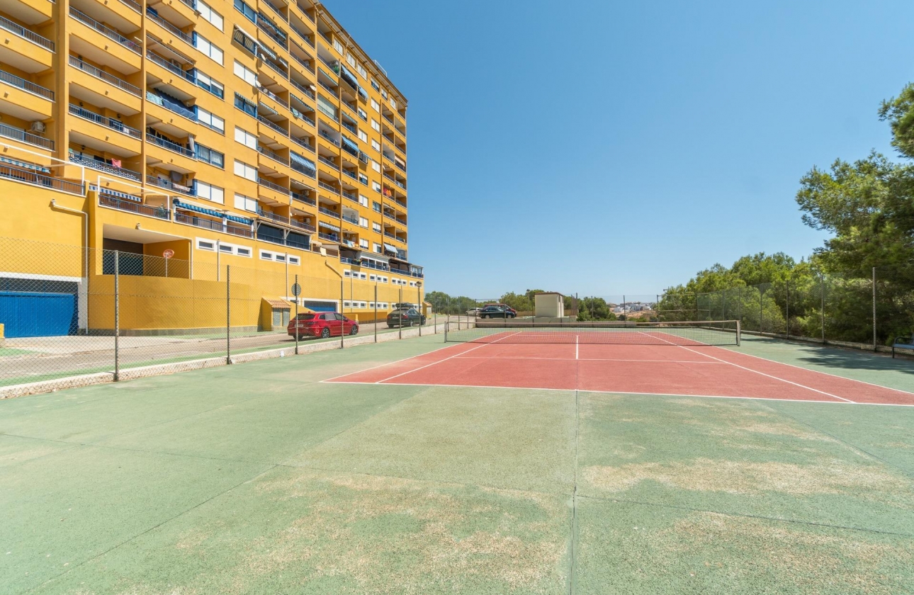 Resale - Apartment - Orihuela Costa - Altos de Campoamor