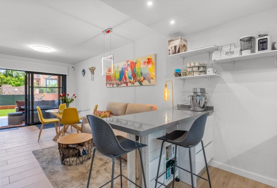Resale - Apartment - Villamartín - Lomas del Golf