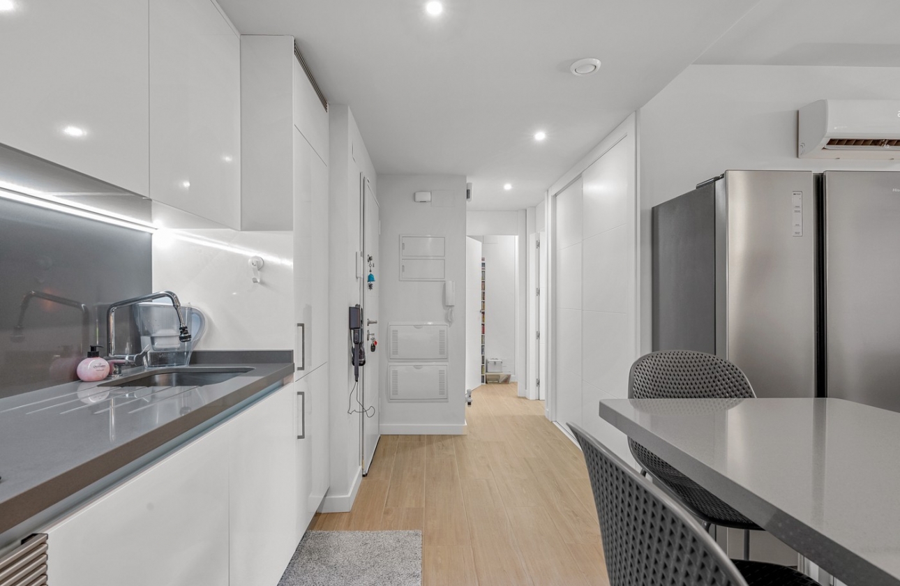 Resale - Apartment - Villamartín - Lomas del Golf