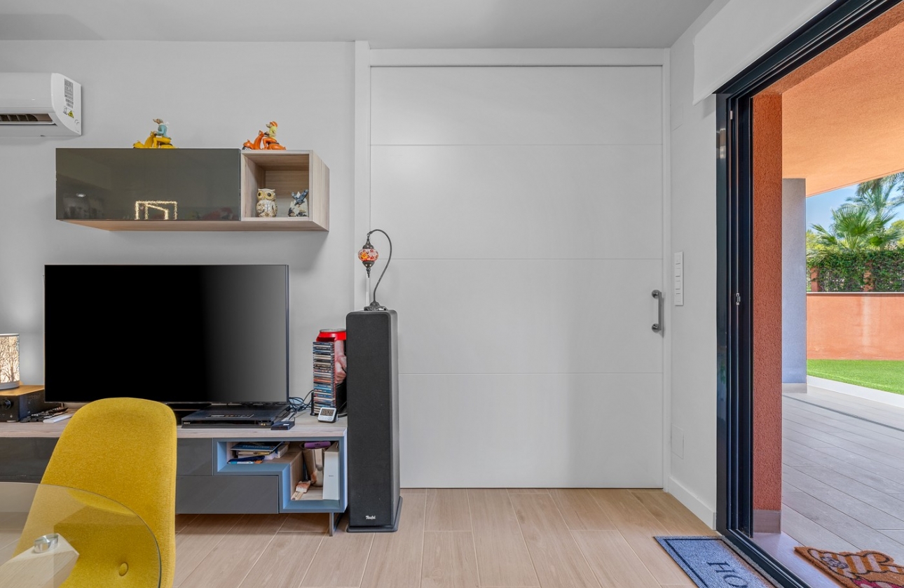 Resale - Apartment - Villamartín - Lomas del Golf