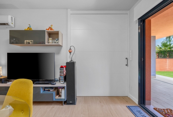 Resale - Apartment - Villamartín - Lomas del Golf