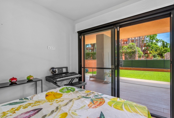 Resale - Apartment - Villamartín - Lomas del Golf