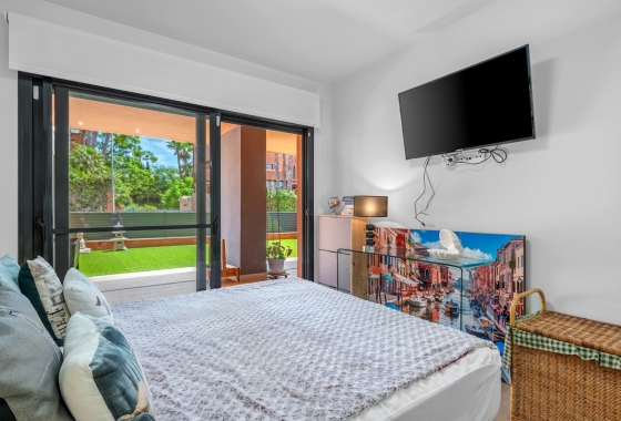 Resale - Apartment - Villamartín - Lomas del Golf