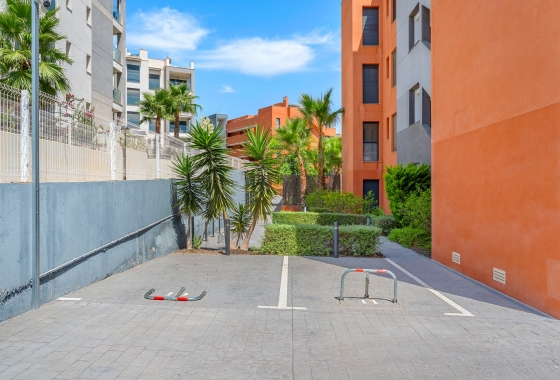 Resale - Apartment - Villamartín - Lomas del Golf