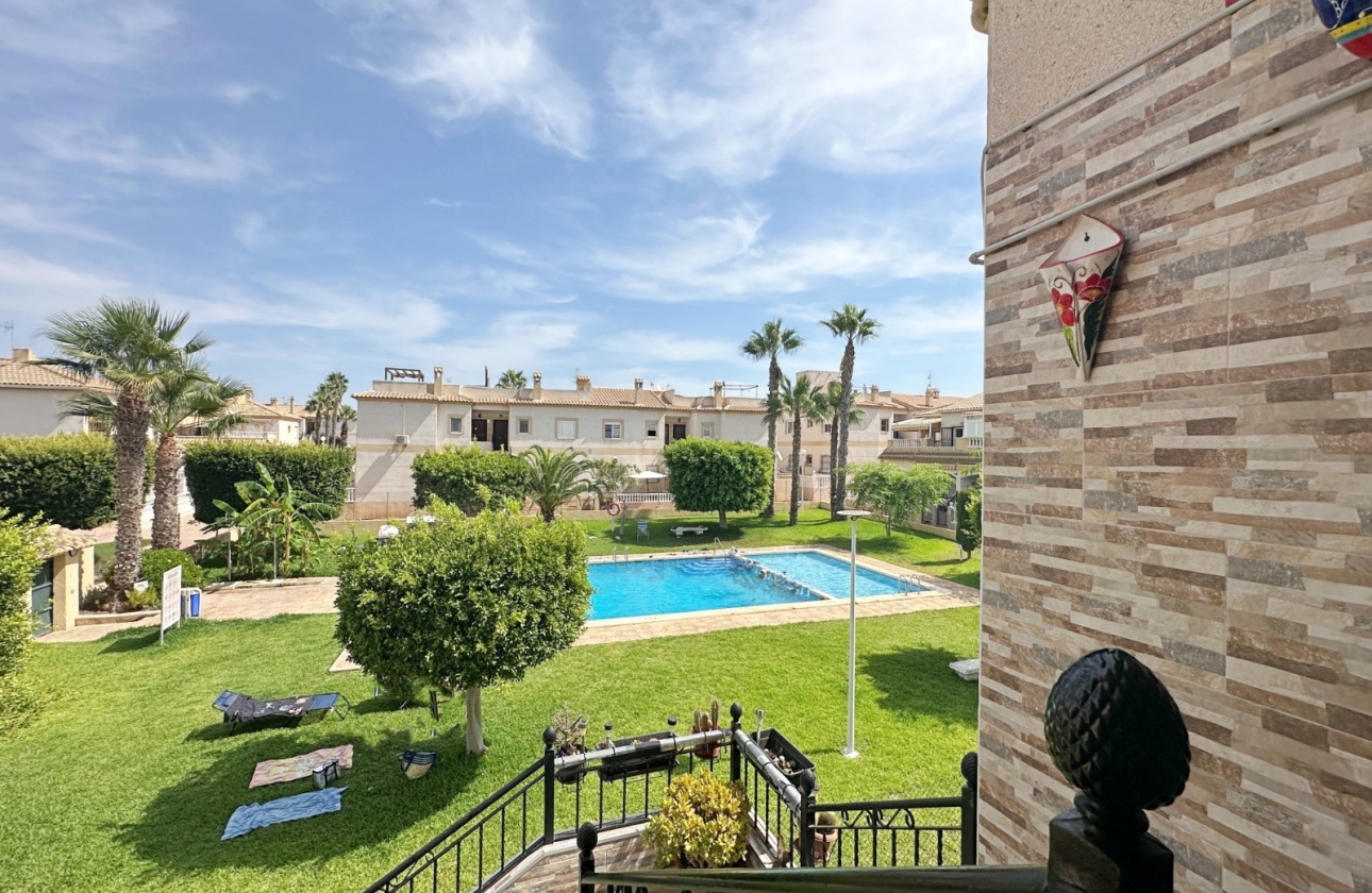 Resale - Bungalow - Torrevieja - Aguas Nuevas