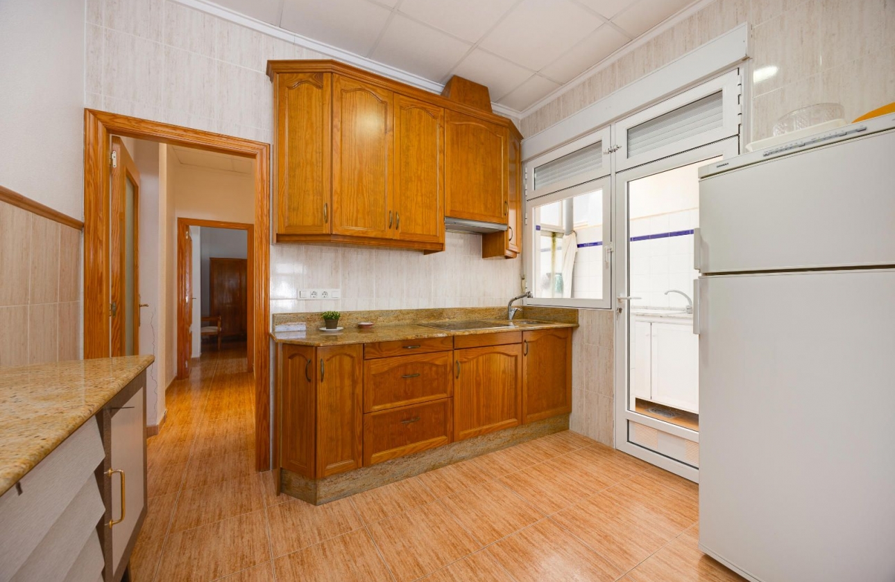Rynek wtórny - Apartament - Torrevieja - Playa del Cura
