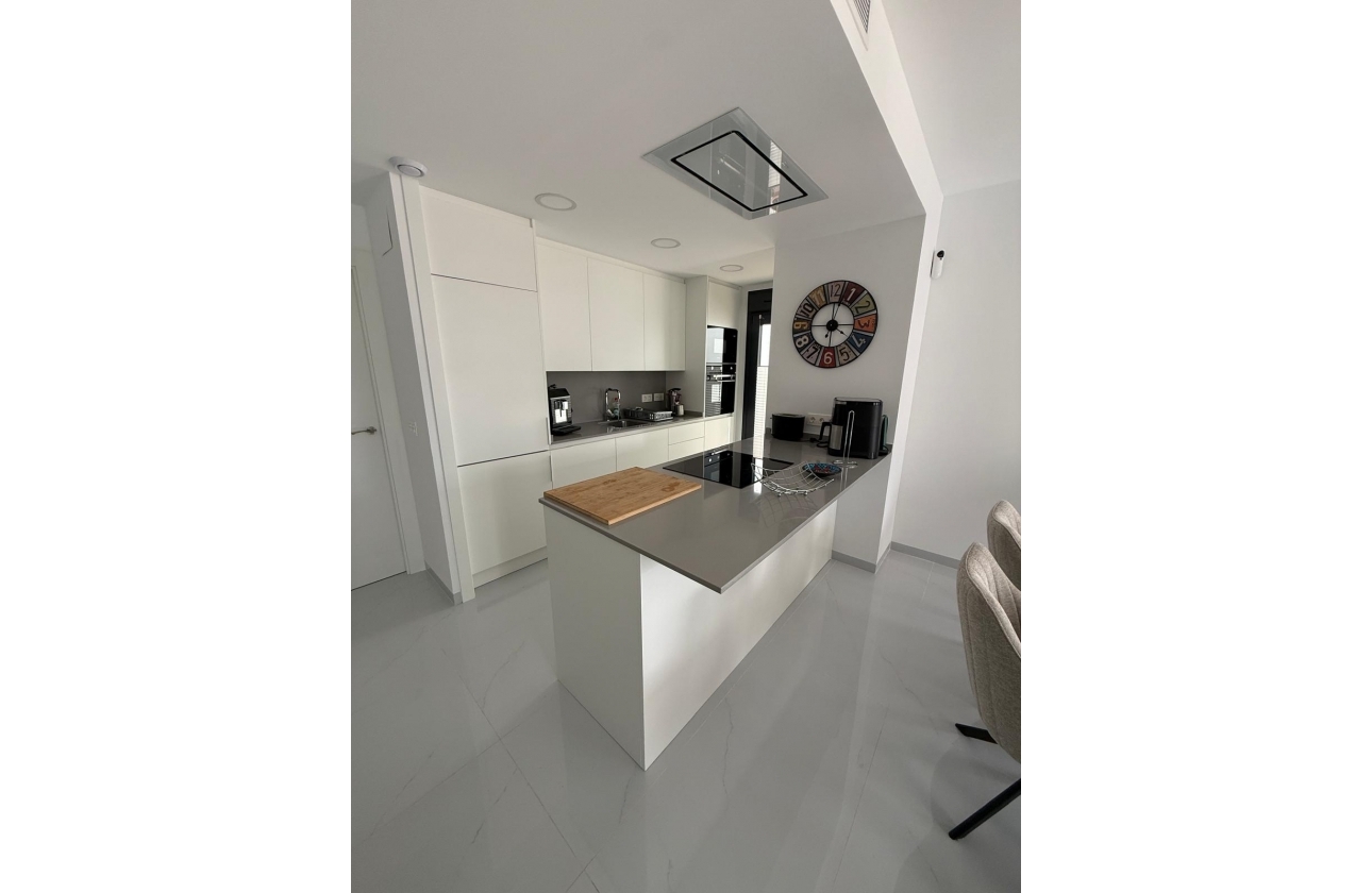 Resale - Villa - Orihuela Costa - Vistabella Golf