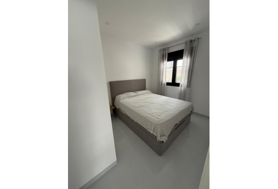 Resale - Villa - Orihuela Costa - Vistabella Golf