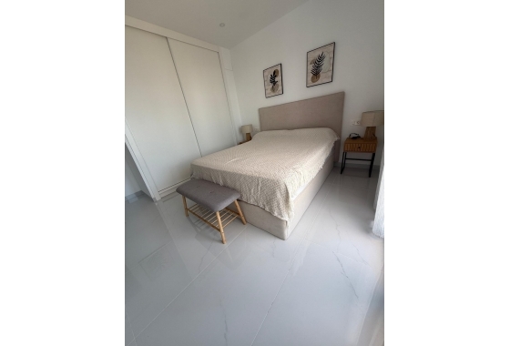 Resale - Villa - Orihuela Costa - Vistabella Golf
