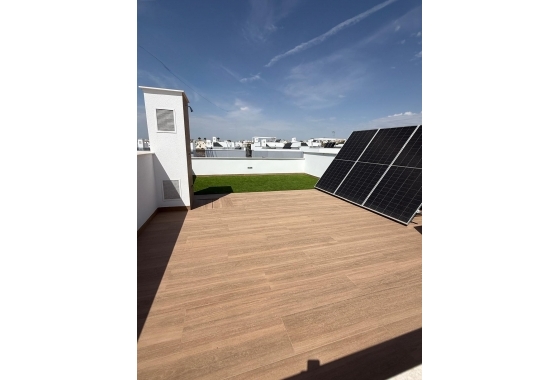Resale - Villa - Orihuela Costa - Vistabella Golf