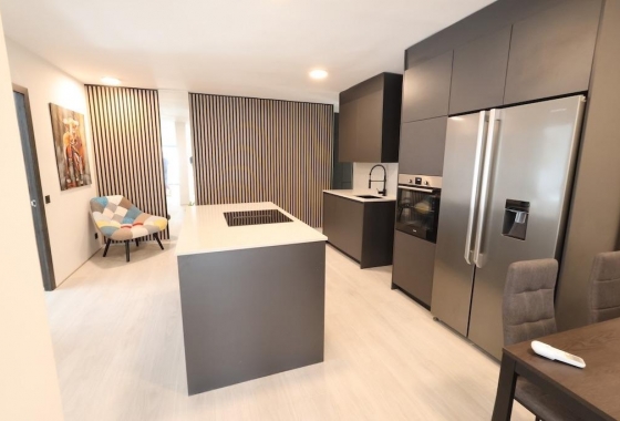 Reventa - Ático - Torrevieja